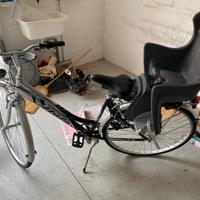 Bicicletta Atala da donna con seggiolino
