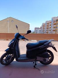 Piaggio Carnaby 125