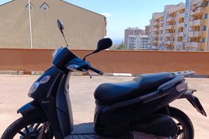 Piaggio Carnaby 125