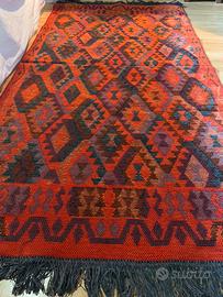 Tappeto PARI AL NUOVO