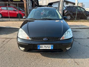 Ford Focus 1.8 TDDi cat 5p. Ghia