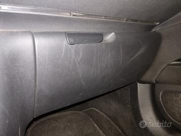 Cassetto portaoggetti CITROEN C5 del 2009