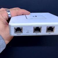 Ubiquiti USG 3P Firewall Unifi Gateway funzionante