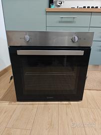 Forno indesit It74