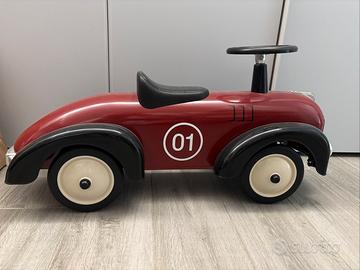 Macchina cavalcabile vintage