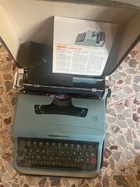 Macchina da scrivere Olivetti lettera 32
