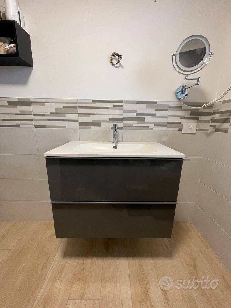 Mensola bagno 120 in Rovere di Bordeaux con staffe lavabo e specchio