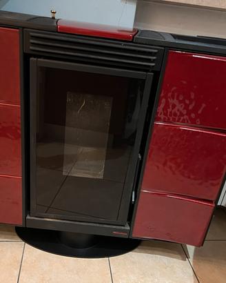 Stufa a pellet Nordica Elisir maioliche Bordeaux