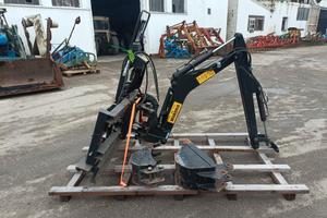 braccio per trattore agricolo o bobcat- CE