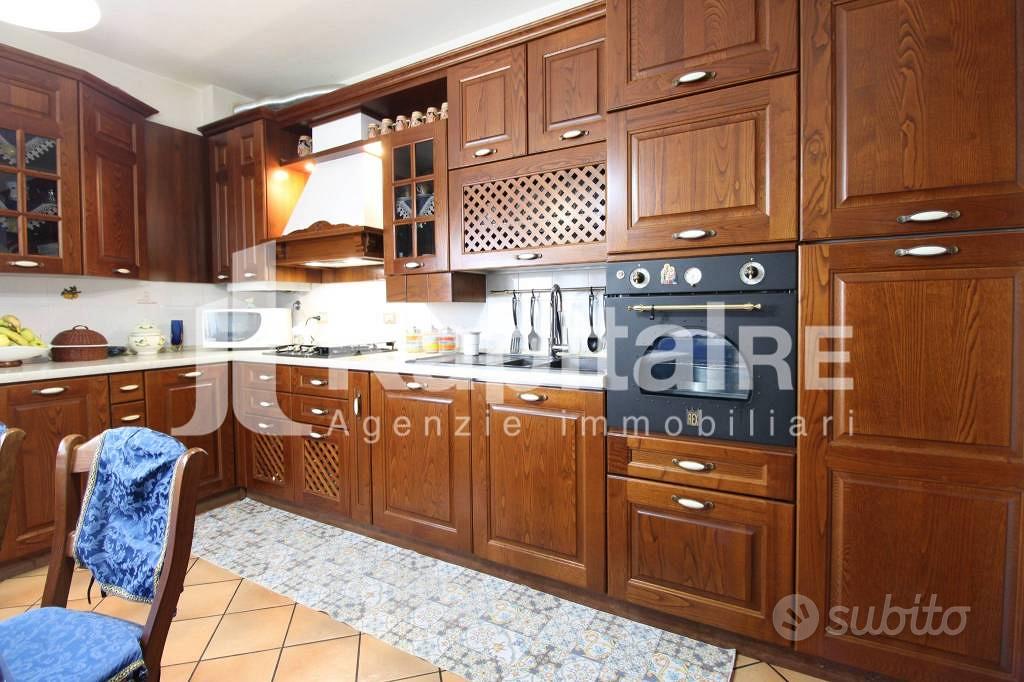 Appartamento di 110 m² con 4 locali e box auto dop - Vista 6