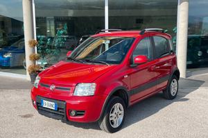 Fiat Panda 4x4 1.3 MJT 16V DPF Climbing