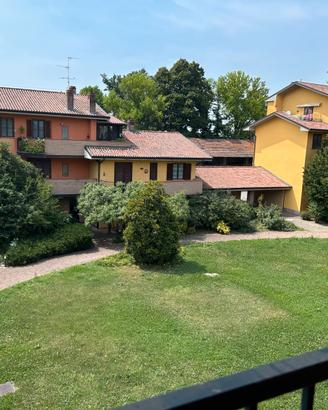 APPARTAMENTO TRE LOCALI CON BOX, CANTINA E POSTO A