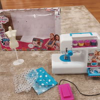 Macchina da cucire di Maggie e Bianca