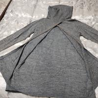 Maglione di lana con collo alto