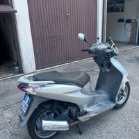 Scooter Honda Dylan 125