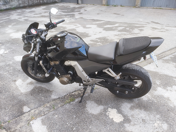 Kawasaki Z750
