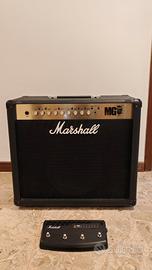 Amplificatore Marshall MG100FX con footswitch