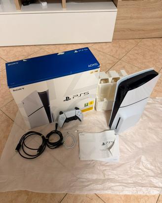 Playstation 5 slim + controller + gioco e scatola