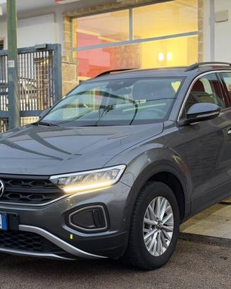 Volkswagen T-Roc 1.0 TSI Life-2024