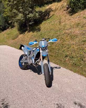TM sm 125 2t (2025) Pari al nuovo - Biposto
