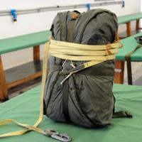PARACADUTE DELLA FOLGORE IRVIN - 80 /C FUORI USO