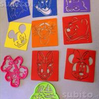 Stock di 10 forme in plastica per disegnare
