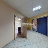 CASA SEMINDIPENDENTE NEL CUORE DI GOVONE