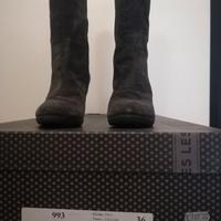 Stivali da donna con il tacco