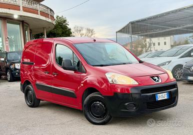 Peugeot Partner 2011 1.6 HDi furgone 3 posti GARAN