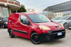 Peugeot Partner 2011 1.6 HDi furgone 3 posti GARAN