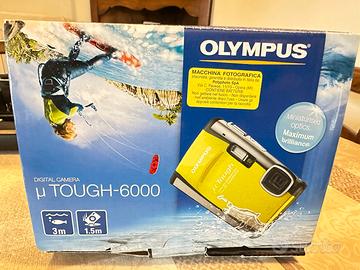 Macchina fotografica olympus tough-6000