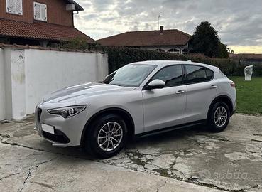 Alfa romeo stelvio