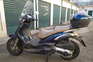 Scooter Piaggio Beverly 400 ie Tourer