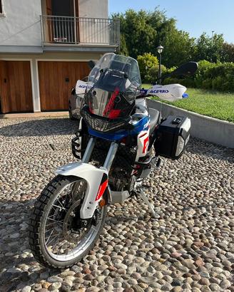 Aprilia Tuareg 660