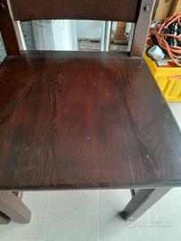 Sedie in legno massiccio