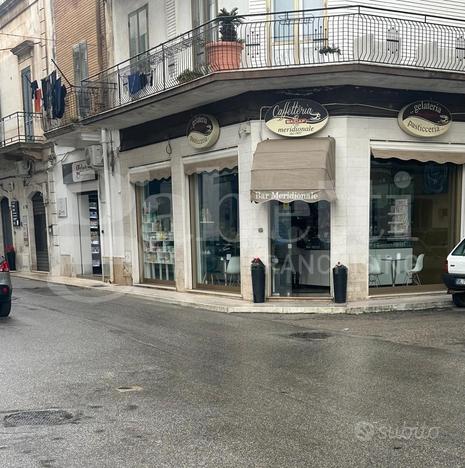 Bar Ostuni [Cod. rif 3211659VCG]