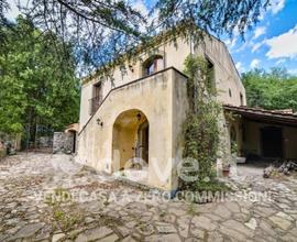 Rustico casale 98034, Francavilla di Sicilia