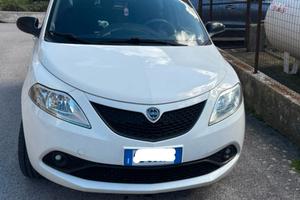 Lancia Y Gold, Hybrid 