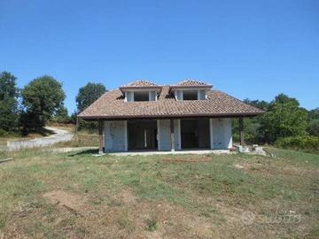 Villa di 300 m² con più di 5 locali e box auto dop