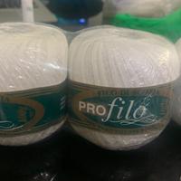 2 gomitoli cotone bianco + 2