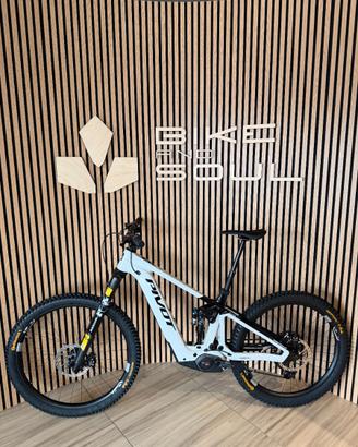 Pivot Shuttle LT Pro X0 New 2026