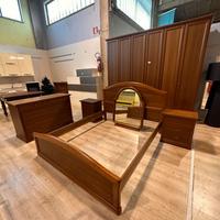 Camera matrimoniale color noce