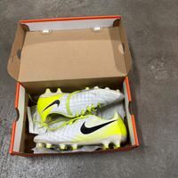scarpe da calcio magista 43