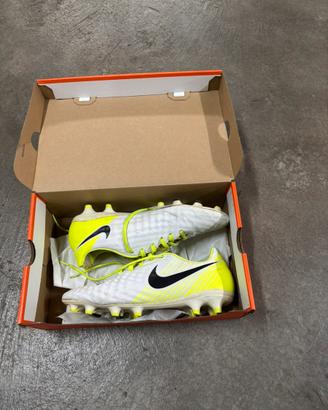 scarpe da calcio magista 43