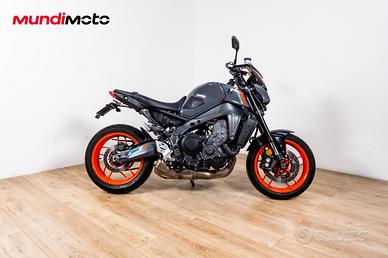YAMAHA MT 09 - 2021