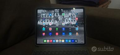 ipad pro 12.9 4 gen 256 gb+ tastiera 