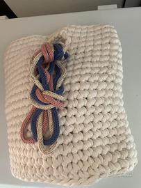 Borsa di cotone ontrecciata a mano….
