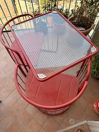 Tavolino con sedie acciaio