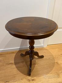 Tavolino antico