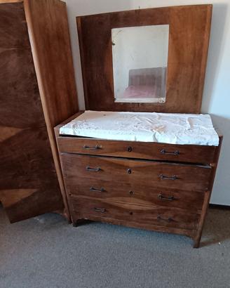 Comò vintage anni '40/'50 in legno con specchiera 